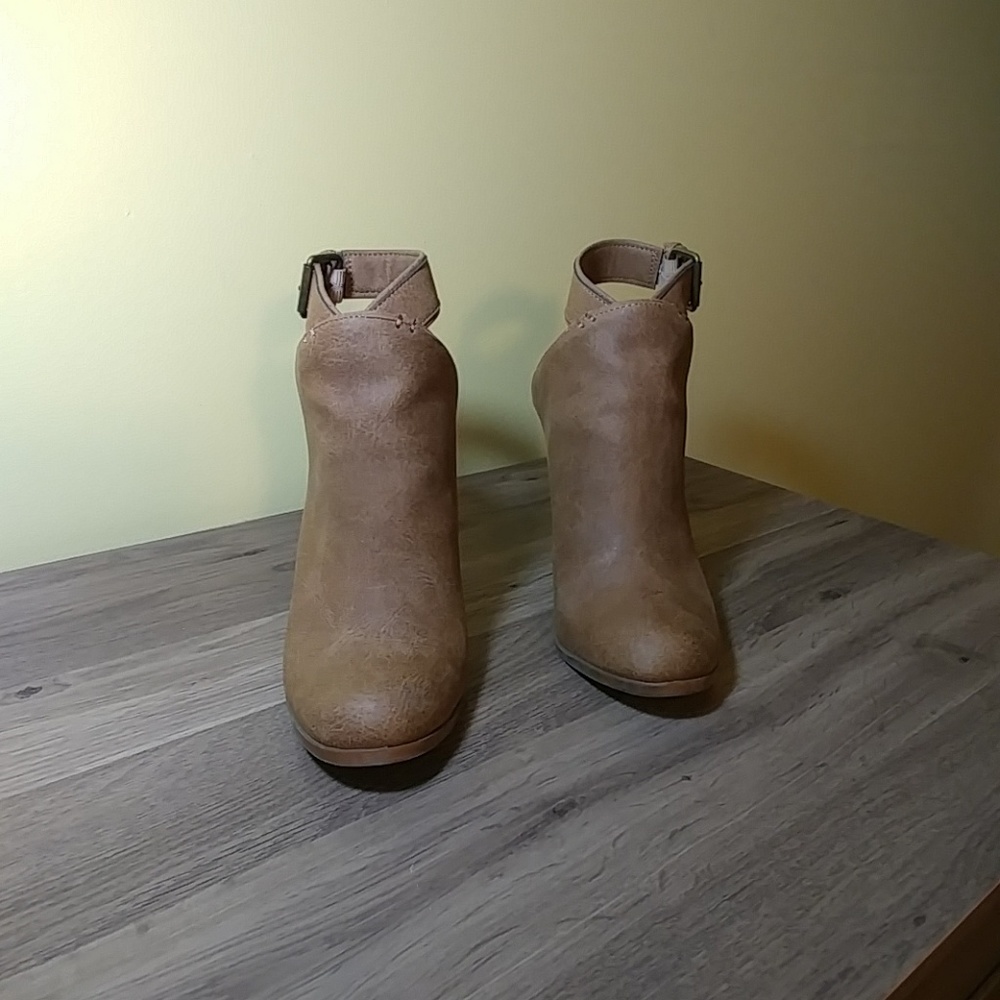 Cognac Ankle Boots - Picture 2 of 6